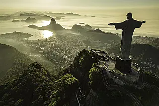 Cristo é brasileiro, acreditam turistas estrangeiros