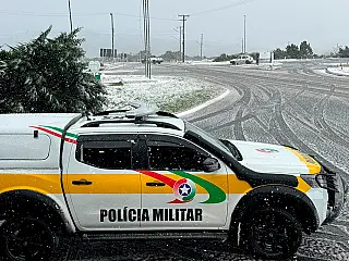 A neve chegou a Santa Catarina e Rio Grande do Sul
