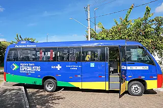 Prefeituras recebem 3.300 veículos para transporte de pacientes
