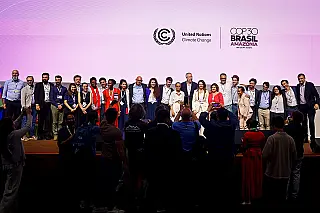 Acordo climático deixa de fora combustíveis fósseis