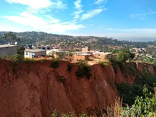 Voçoroca ameaça 5 mil famílias em Belo Horizonte