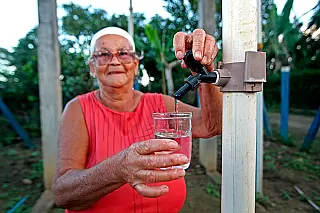 Todos os 5.569 municípios devem implementar tarifa social de água e esgoto