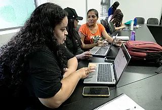 ONU oferece formação digital gratuita para mulheres