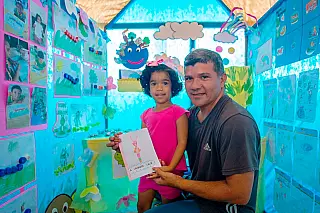 No Brasil, 53% das famílias não leem livros para crianças