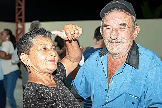 Em média, brasileiro viverá 76,4 anos