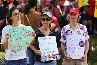 Manifestações pelo fim da escala 6x1 marcam o Dia do Trabalhador