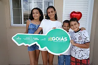 Goiás constrói 4,2 mil casas a custo zero em 83 municípios do Estado