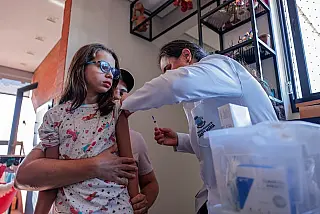 OMS reafirma segurança das vacinas e rejeita relação com autismo