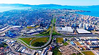 Rodovias federais registraram 199 acidentes e 16 mortes por dia em 2025