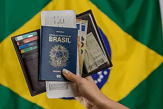 Passaporte brasileiro abre portas em 166 países; em outros 32, só com o visto obrigatório