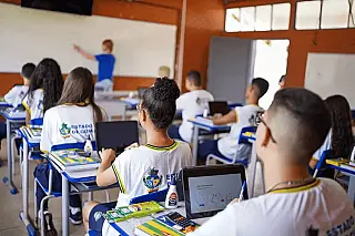 Dá um Google, aí: Goiás é referência em educação!