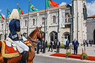 Brasil recebe imigrantes de 139 países e sofre xenofobia logo em Portugal