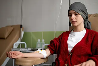 "A terra é plana, vacinas provocam autismo e a cura do câncer já foi descoberta"