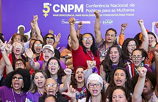 Mulheres conquistaram 17,5% das cadeiras na Câmara dos Deputados e 17,8% nas assembleias estaduais