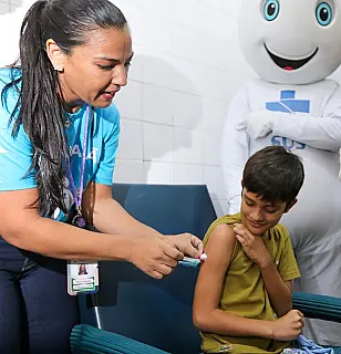 Apenas duas de cada 10 vacinas da dengue já foram aplicadas
