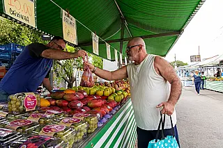 Inclusão financeira alcança 96,4% da população adulta brasileira