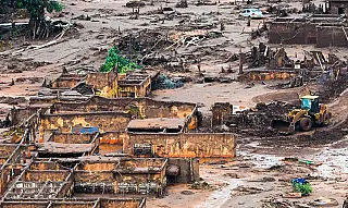 10 anos depois do desastre de Mariana, moradores ainda buscam justiça