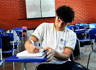 Em Goiás, redação nota 10 vale R$ 10 mil