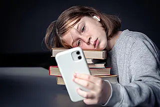PISA 2025: Shakespeare de menos, smartphone de mais