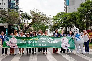 Fiocruz produz, acredita e celebra a vacina
