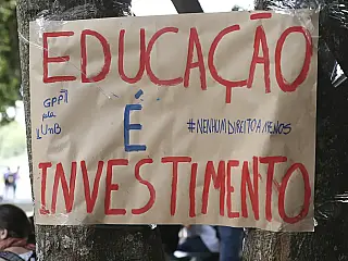 18,4% dos brasileiros têm ensino superior; a média nos países desenvolvidos é de 40,6%