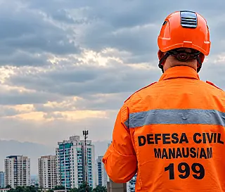 Qualidade do ar atinge nível "péssimo" em Manaus