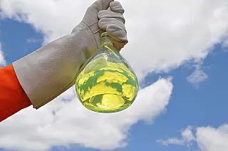 Mistura do etanol na gasolina poderá saltar de 27% para 35%