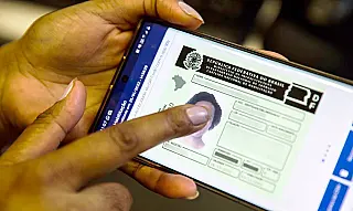 Multas de trânsito irão custear CNH gratuita para a população de baixa renda